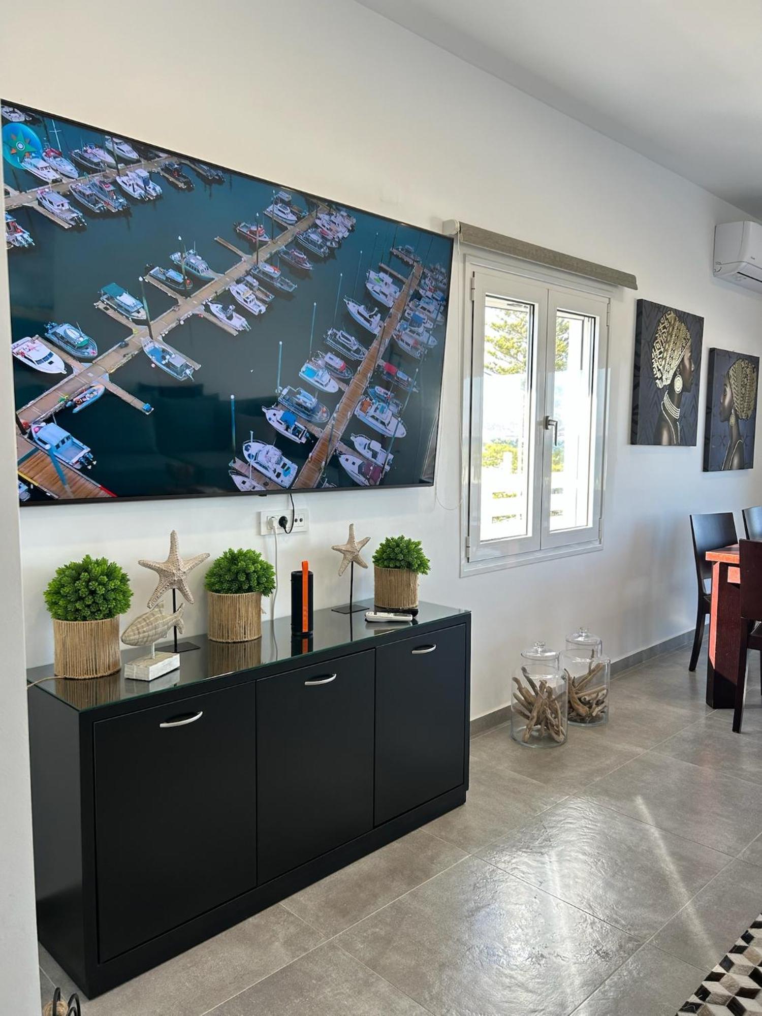 Mira Sea View Residence 干尼亞 外观 照片